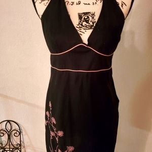 Black Dress/Pink embroidery